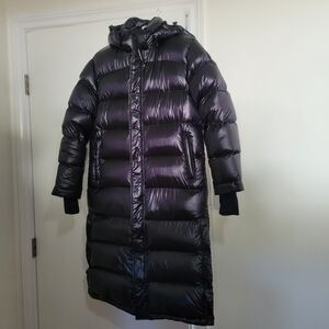 TNA SUPER PUFF LONG WOMEN'S SMALL SHINY BLACK